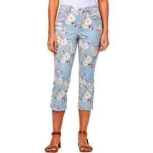 NWT Nine West blue Floral Chrystie Capri | 8